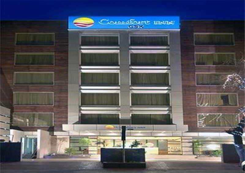 Comfort Inn Gsk Αμριτσάρ Εξωτερικό φωτογραφία